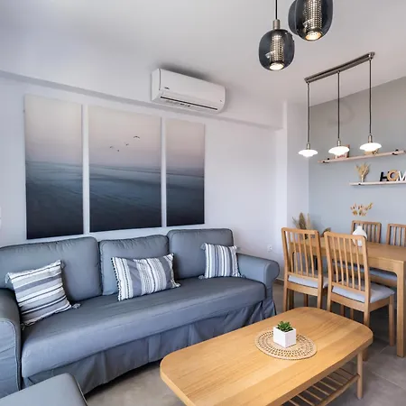 Apartment White Flamingo *